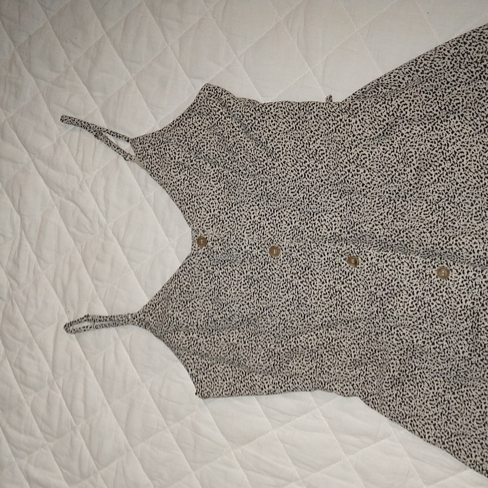 Sienna Sky midi dress - Picture 3 of 13